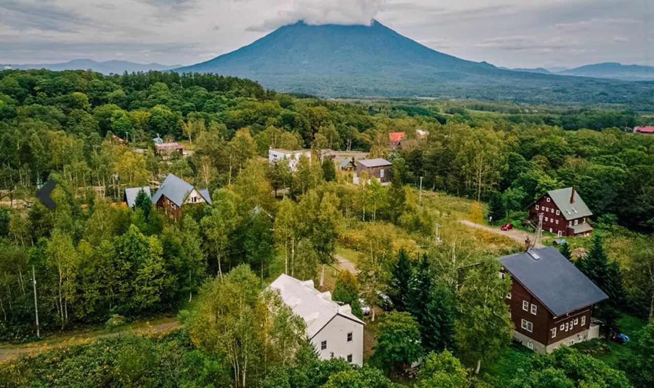 Chalet Banff - 6 Bedroom 6 Bathroom Ski Lodge Niseko Ngoại thất bức ảnh